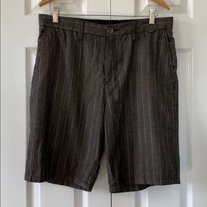 Hurley men’s 33 shorts